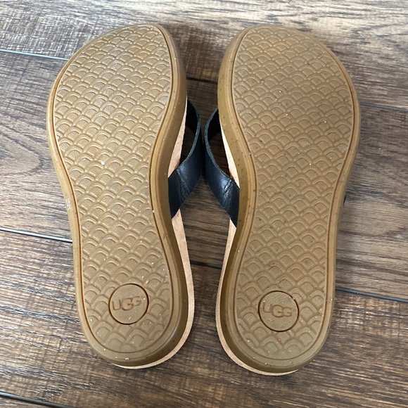 UGG sandals - Picture 5 of 5